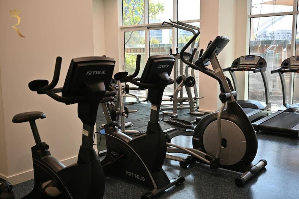 2br Enchanted Hideaway With Pool & Gym Al Raha *