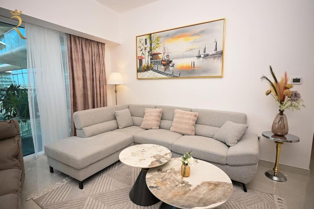 2br Enchanted Hideaway With Pool & Gym Al Raha Apartment *