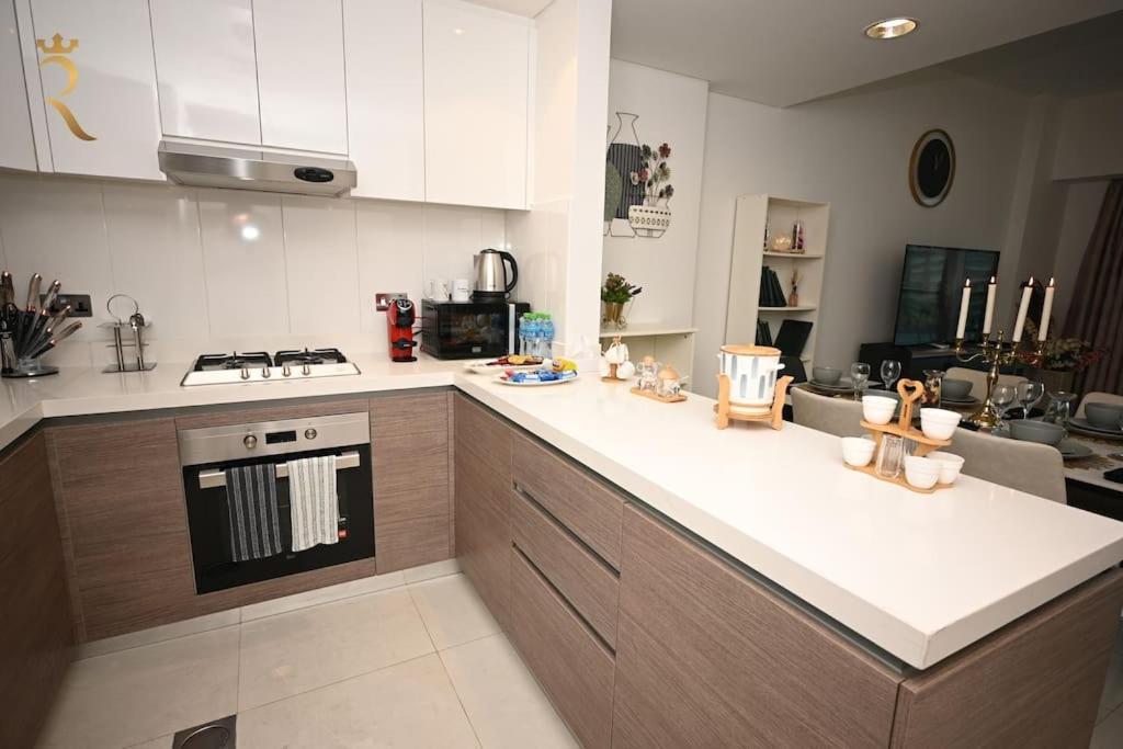 2br Enchanted Hideaway With Pool & Gym Al Raha * Abu Dhabi