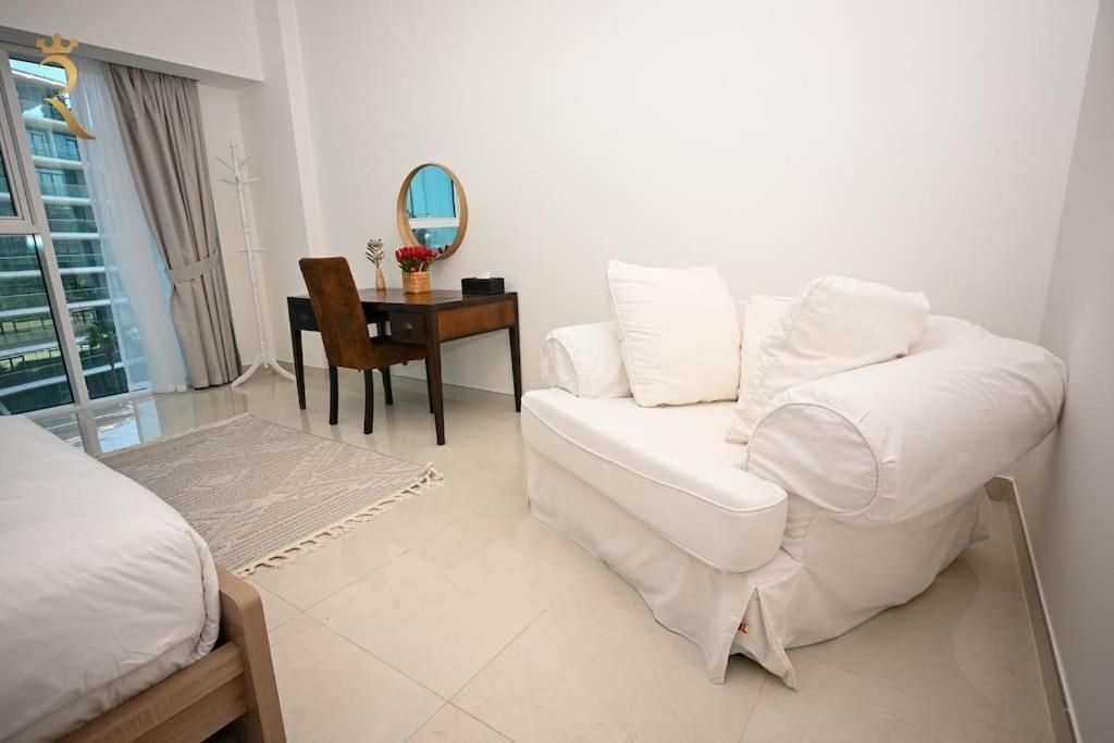 Apartment 2br Enchanted Hideaway With Pool & Gym Al Raha Abu Dhabi
