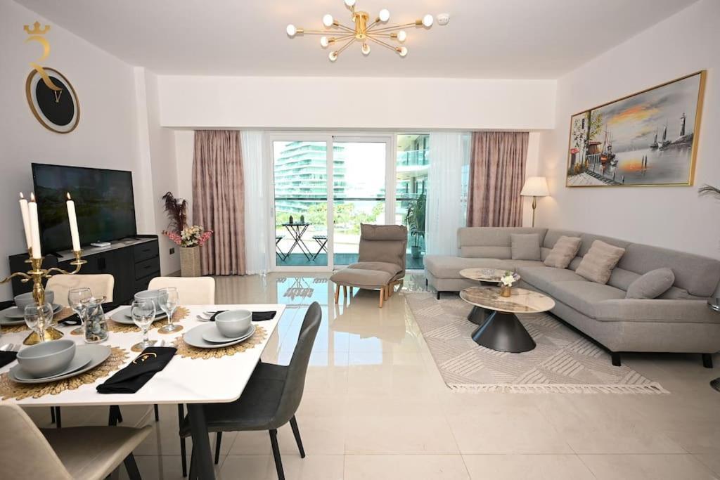 2br Enchanted Hideaway With Pool & Gym Al Raha *